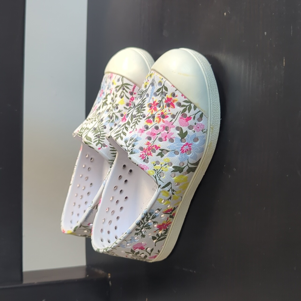Floral Old navy baby shoes